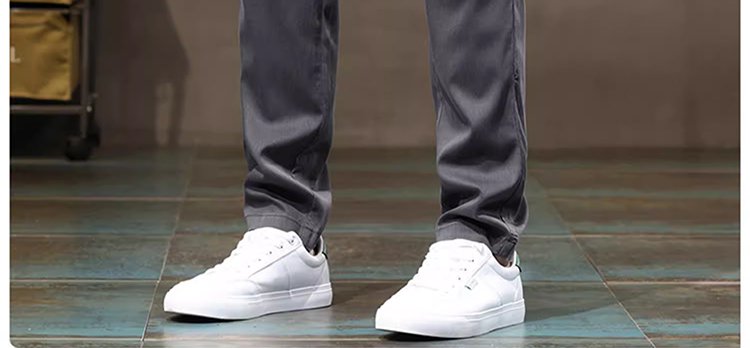 스타일리시한 남성 텐셀 바지 착장