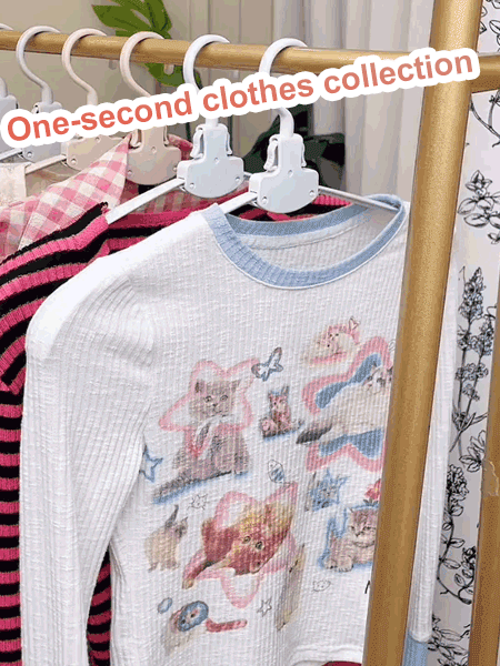 Automatic magic folding hanger