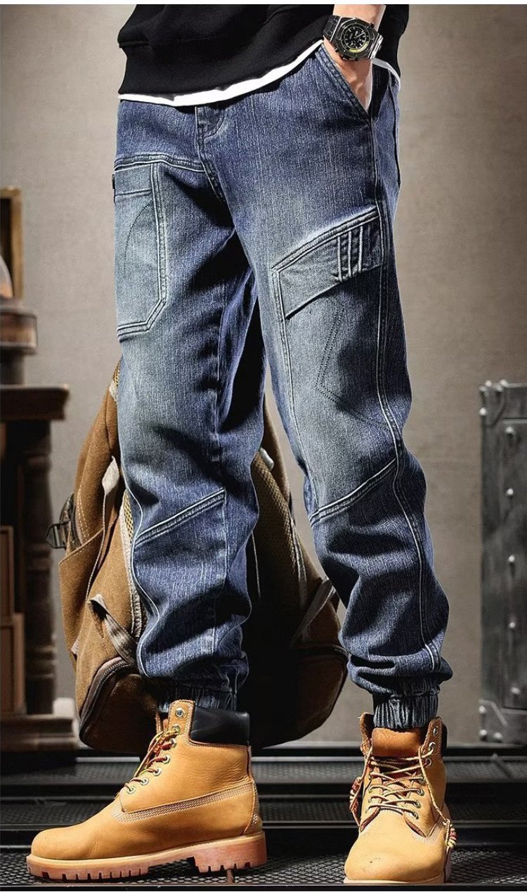 남자 캐주얼 조거 청바지 뒷모습