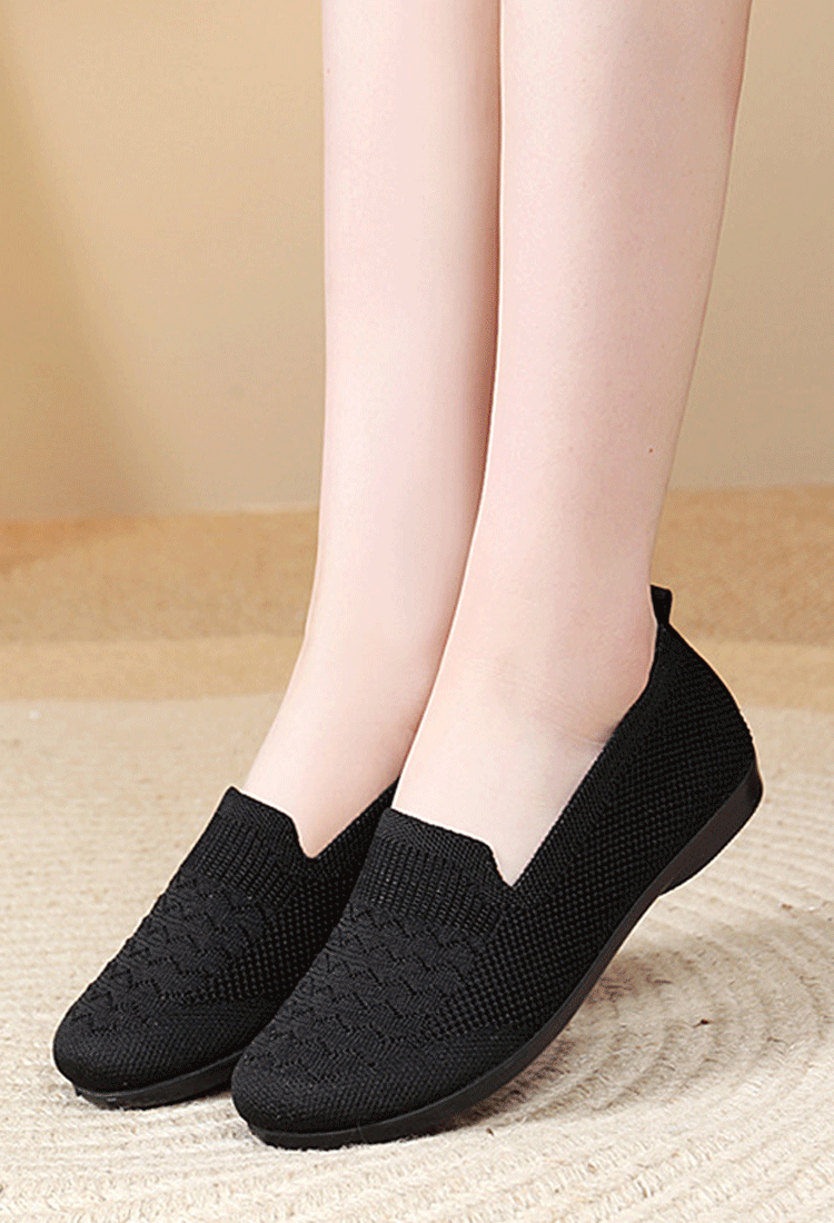 حذاء كاجوال نسائي إيطالي جيد التهوية بنعل ناعم