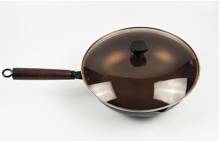 Rust-resistant handmade iron pan