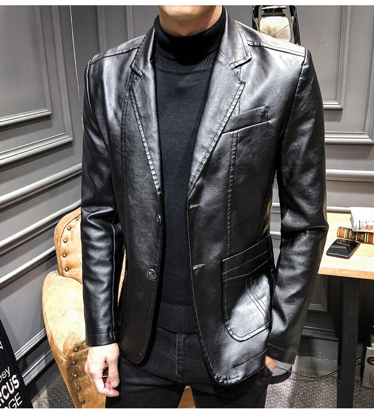 フォーマルな場面で活躍するレザージャケット