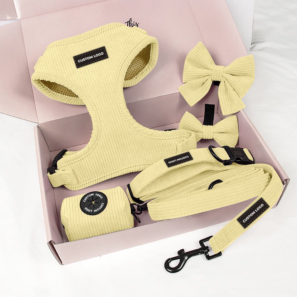 Puppy Accessories pink Corduroy Velvet Dog Harness Custom Rubber logo with Pet Leashes Collars Kit