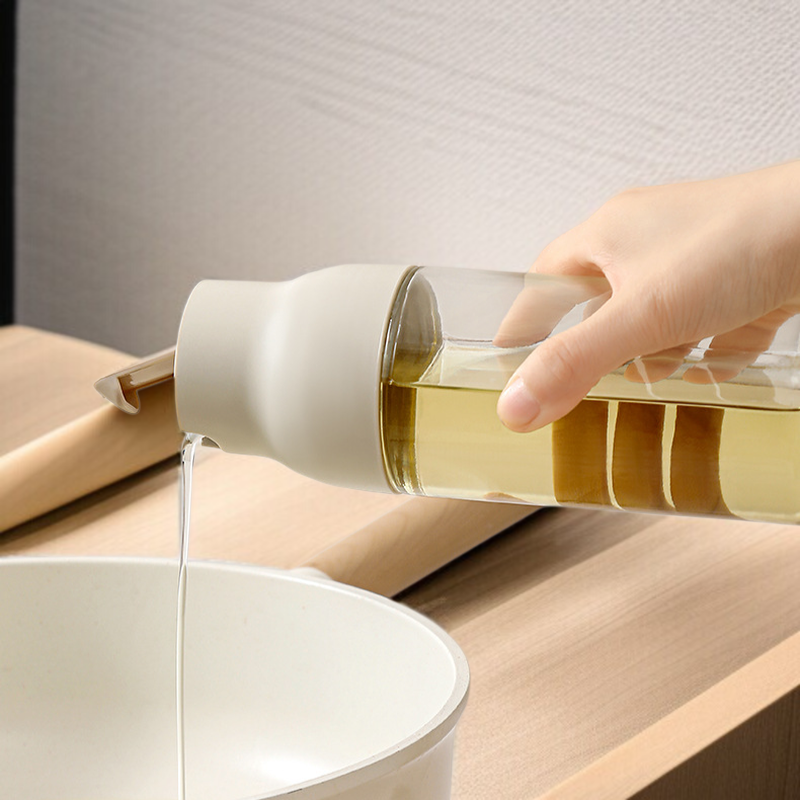편리한 손잡이와 자동 뚜껑 디자인의 간장병