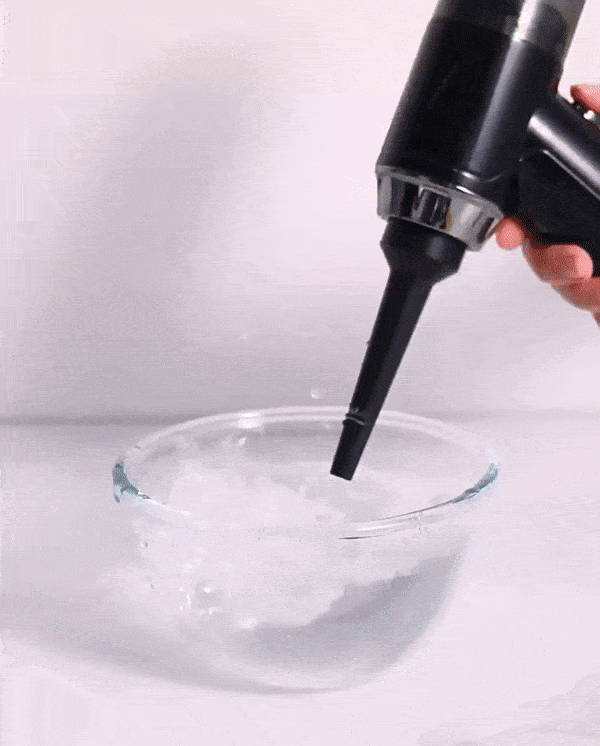 10-20-杨新育-1101075JL-新款三合一无线手持车载吸尘器_13 (2).gif