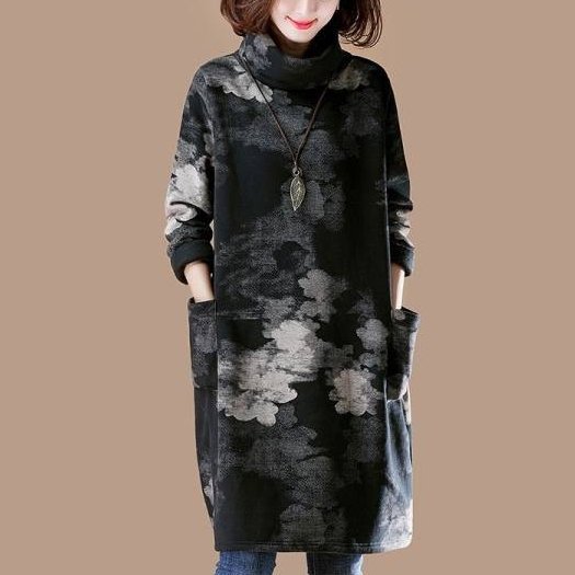 おしゃれ度アップ 着瘦せ 大きいサイズ 裏起毛 総柄 ポケット付き プリント ハイネック ワンピース