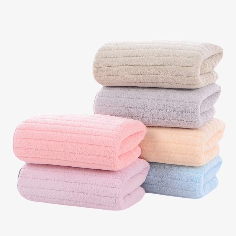 빠른 건조가 가능한 얇은 코랄 타월