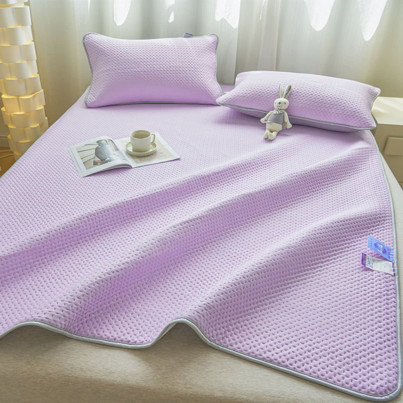 接触冷感＆持続冷感敷きパッド