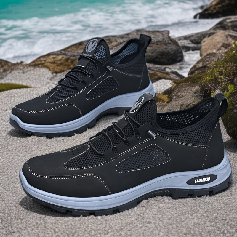 耐摩耗性の高いメンズスポーツシューズの靴底デザイン