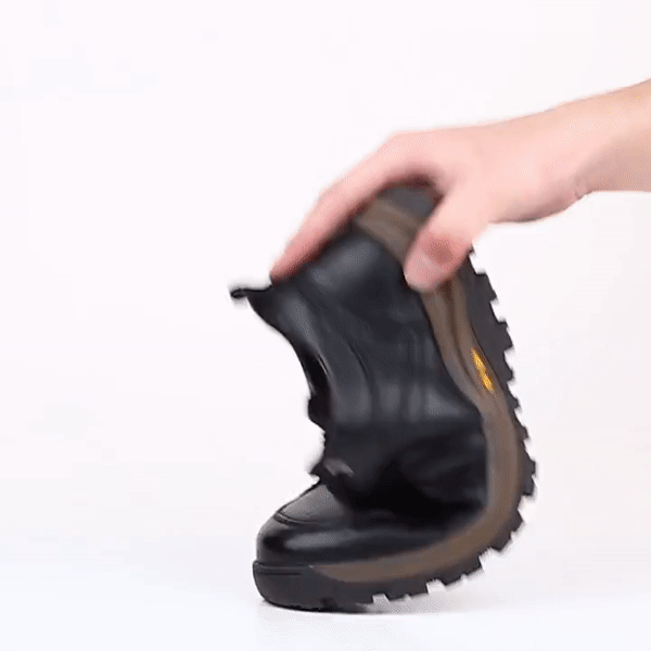 【トレッキングシューズ】カジュアルな風合い、合わせやすい、防滑耐磨耗ソール、安全な歩行、アウトドアに欠かせない