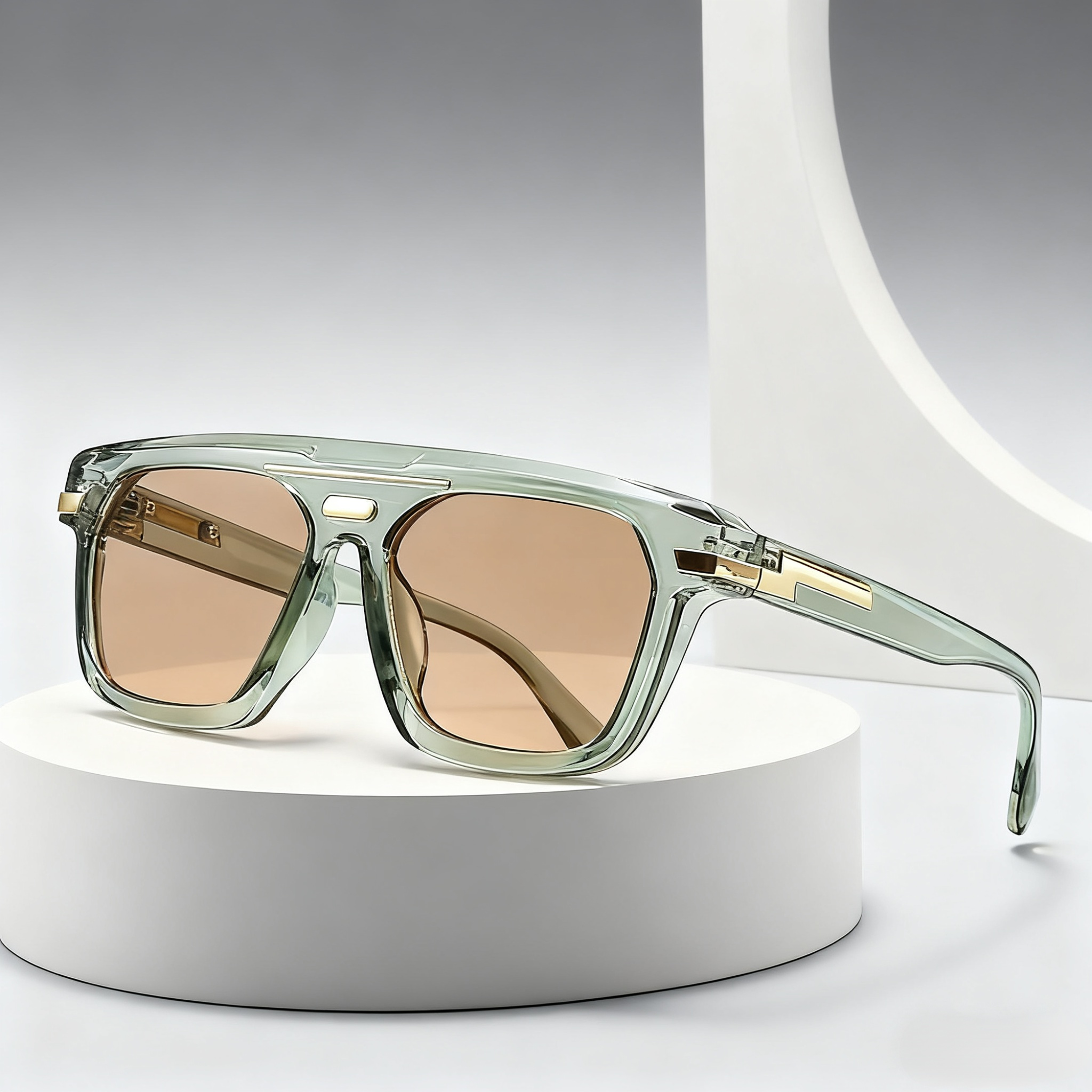 Gafas modernas para hombres y mujeres