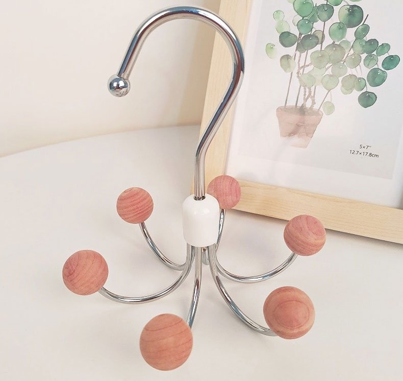 Rotatable 6-Claw Hook Organizer