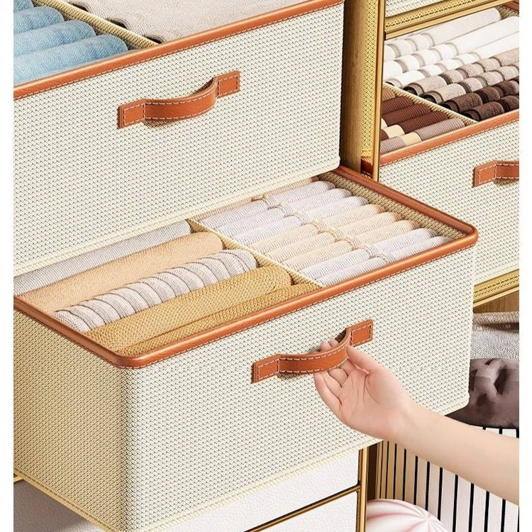 衣類収納ボックス