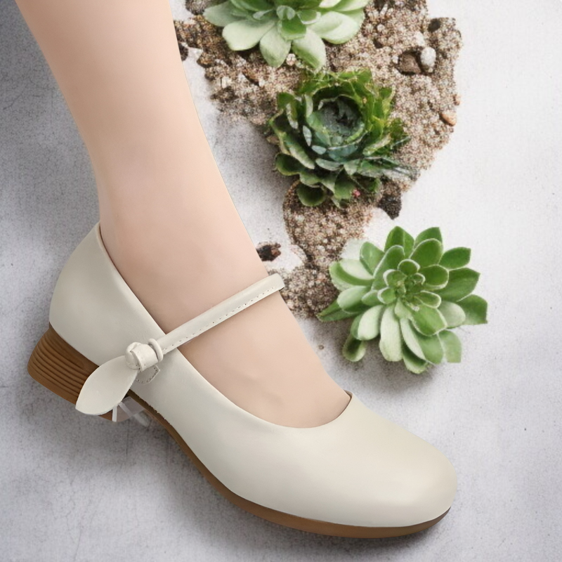 レディース革シューズの高品質素材アップ