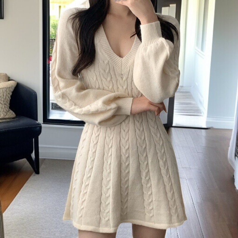 小柄女性向けAラインワンピース着用例