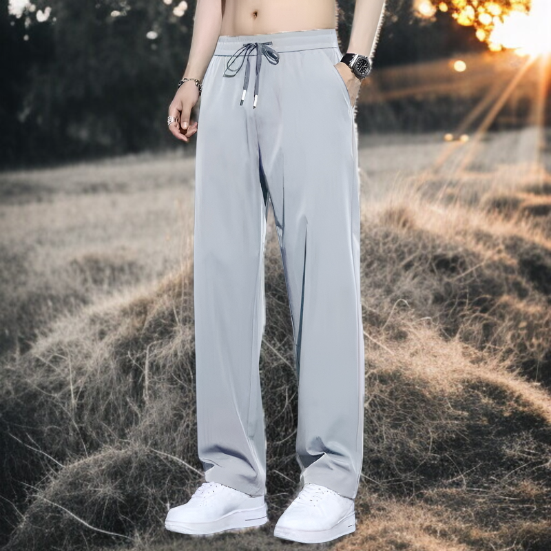 ルーズストレートシルエットの着用イメージ