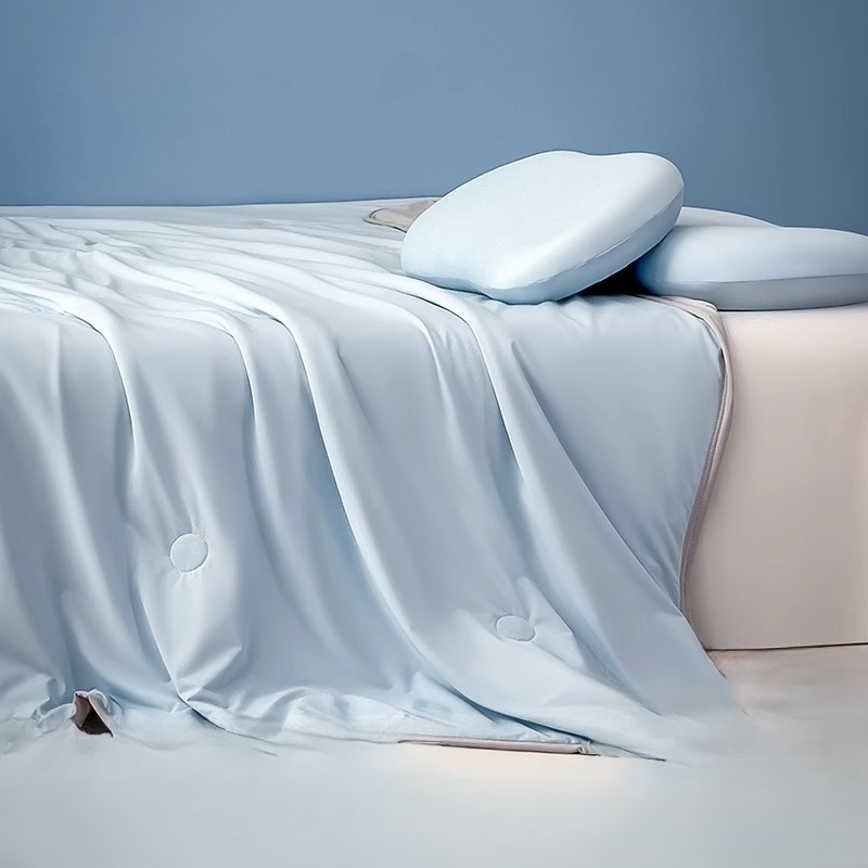 Summer fiber air conditioning quilt