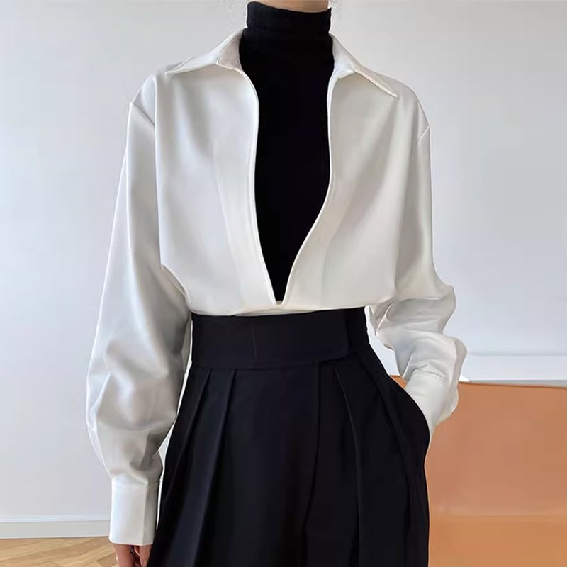 프렌치 넥 레이어드 여성 셔츠