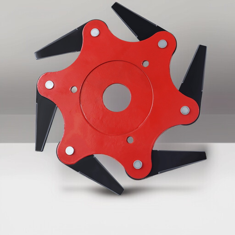 5枚刃ブレードで芝生を効率的に刈る除草機