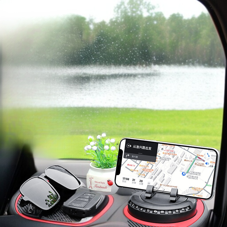 ダッシュボードに設置した滑り止めマット