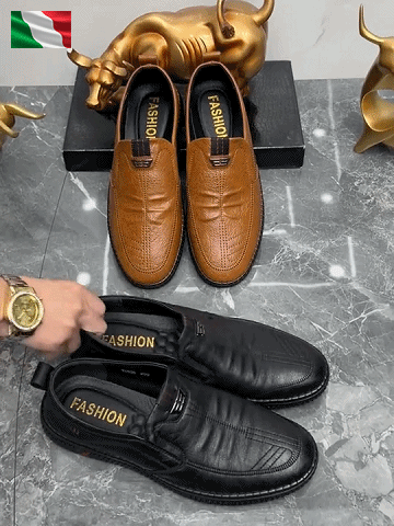 حذاء سليب أون إيطالي كاجوال مخيط يدويا من الجلد للرجال