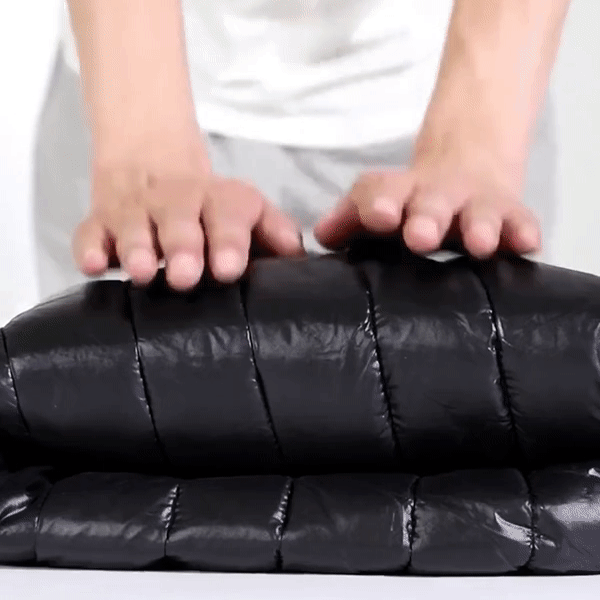 เสื้อกันหนาวขนเป็ดบางเบาของผู้ชาย