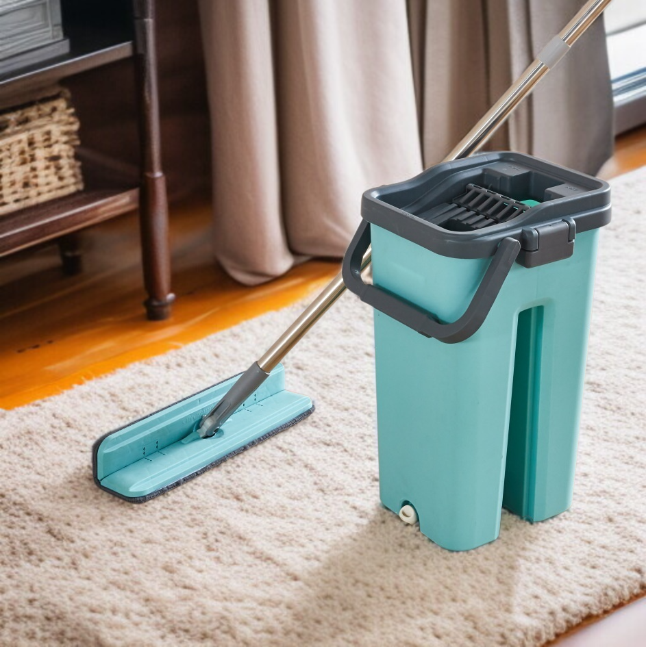 直角設計モップが家具の下を掃除する様子