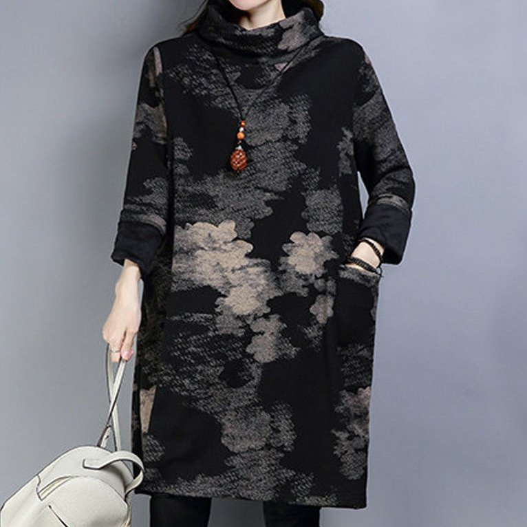 おしゃれ度アップ 着瘦せ 大きいサイズ 裏起毛 総柄 ポケット付き プリント ハイネック ワンピース