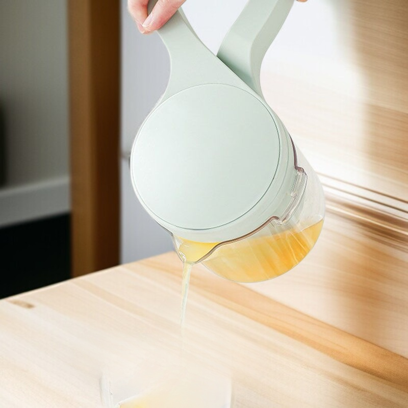 나선형 압출 수동 착즙기의 전체 모습